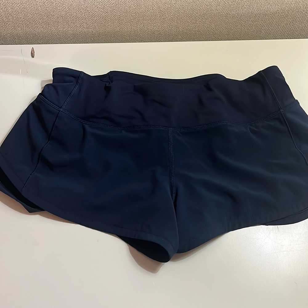 size 4 lulu shorts!